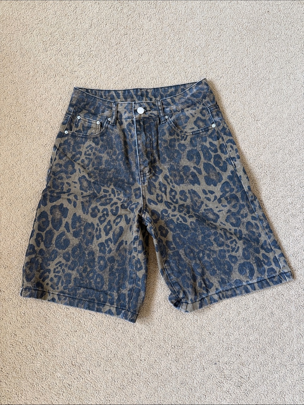 SHEIN Petite S Leopard Print Jorts